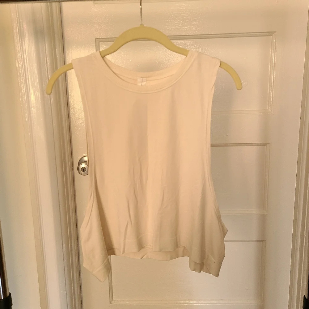 NWT Avocado As You Are Cropped Workout Tank Top in Ivory Size Large Made in USA